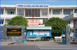 Cổng trường Cao đẳng Cộng đồng Bình Thuận